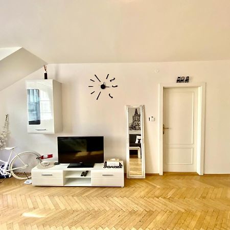 Fantastic Apartment In The City Center Prague Exterior photo