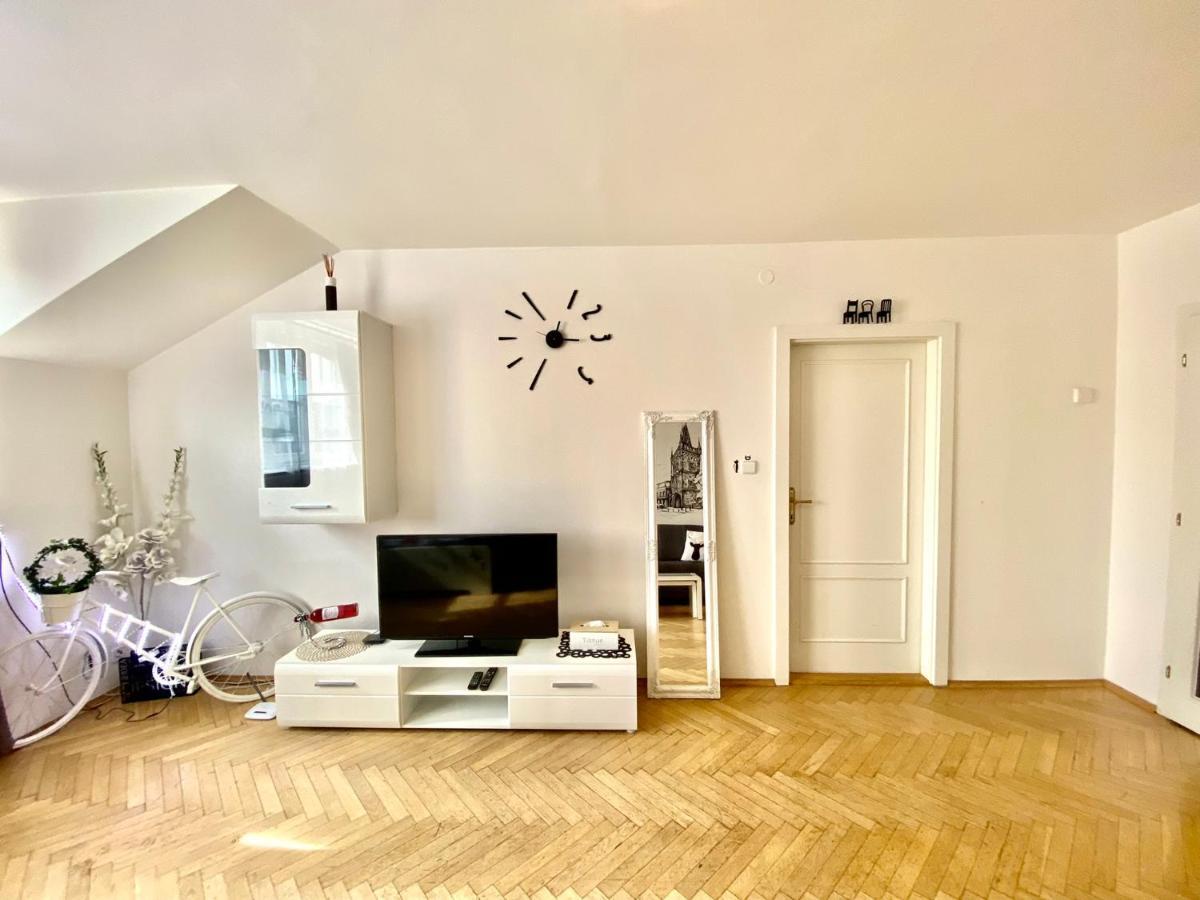 Fantastic Apartment In The City Center Prague Exterior photo