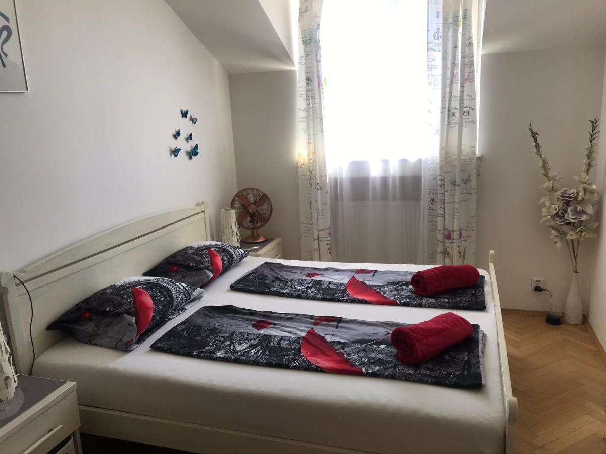 Fantastic Apartment In The City Center Prague Exterior photo